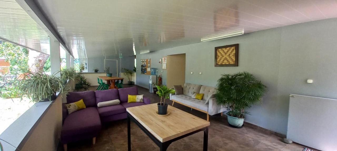 Pension Toka Eva Nuku Hiva Extérieur photo
